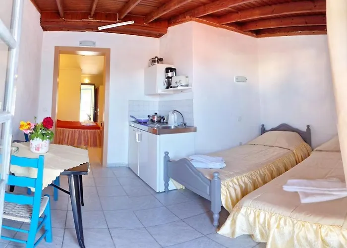 Theofilos Classic Hotel