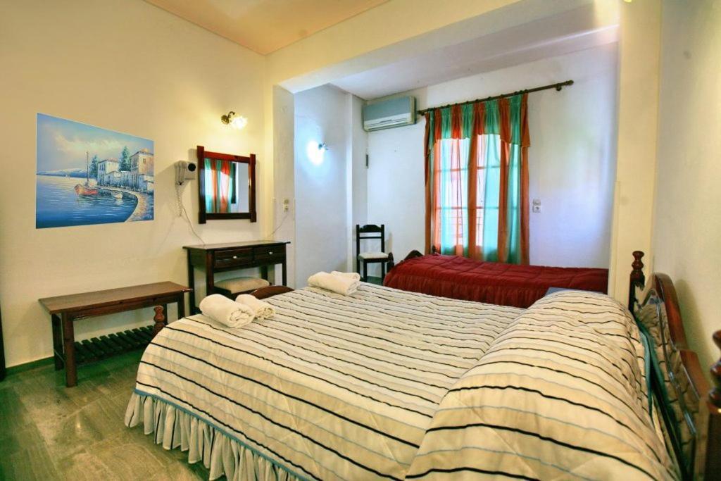 Theofilos Classic Hotel 3*