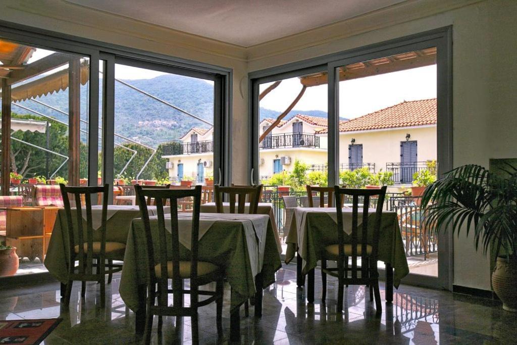Theofilos Classic Hotel 3*